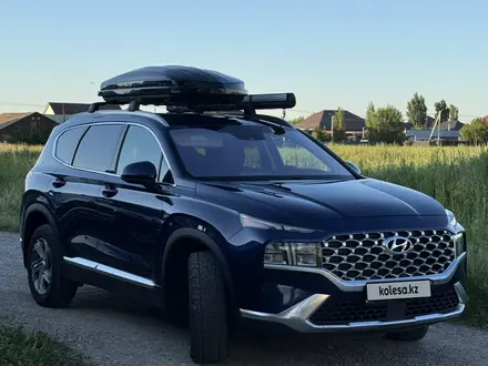 Hyundai Santa Fe 2021 года за 14 700 000 тг. в Алматы – фото 8