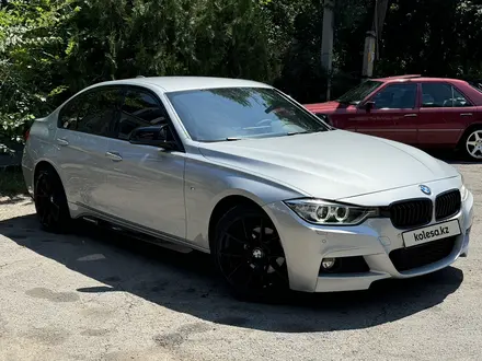 BMW 328 2015 года за 12 000 000 тг. в Алматы – фото 3