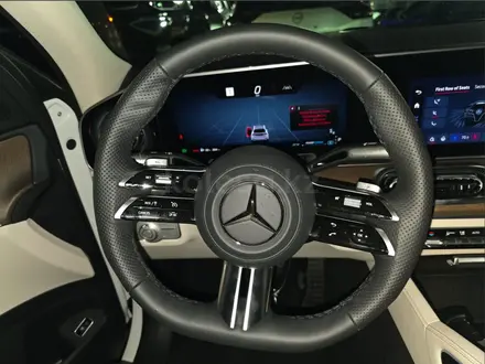 Mercedes-Benz GLS 450 4MATIC 2026 года за 83 000 000 тг. в Алматы – фото 13