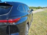 Toyota Highlander 2022 года за 29 000 000 тг. в Щучинск – фото 5