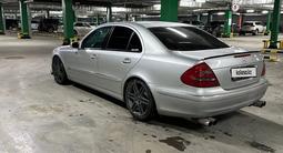 Mercedes-Benz E 320 2003 года за 6 800 000 тг. в Усть-Каменогорск – фото 4