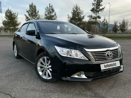 Toyota Camry 2012 года за 9 000 000 тг. в Тараз – фото 2