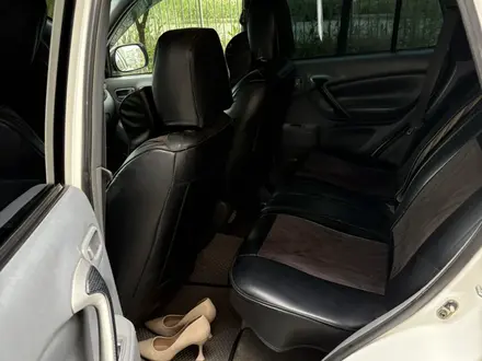 Toyota RAV4 2001 года за 4 800 000 тг. в Алматы – фото 10