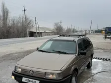 Volkswagen Passat, 1990