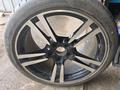 Диски R20 оригинал на Porsche Panamera с резиной 3 ШТУКИ Michelin Pilot 295 за 70 000 тг. в Алматы – фото 2