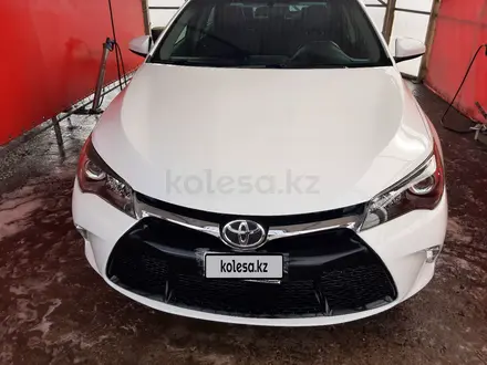 Toyota Camry 2015 года за 10 000 000 тг. в Уральск