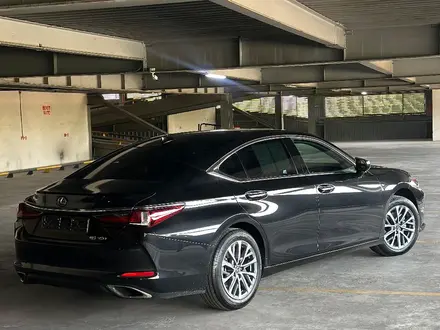 Lexus ES 350 2023 года за 25 000 000 тг. в Алматы – фото 6