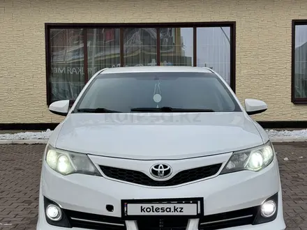 Toyota Camry 2014 года за 5 200 000 тг. в Уральск