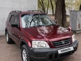 Honda CR-V 1996 годаүшін2 000 000 тг. в Алматы