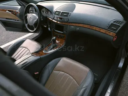 Mercedes-Benz E 55 AMG 2004 года за 15 800 000 тг. в Алматы – фото 14