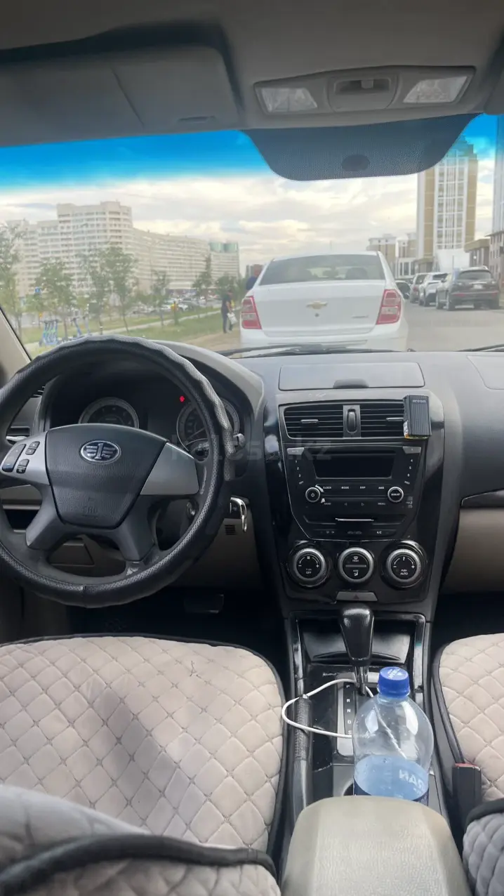 FAW Besturn B50, 2012