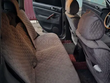 Volkswagen Passat 2001 года за 2 500 000 тг. в Алматы – фото 7