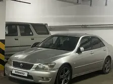 Toyota Altezza, 2000