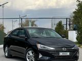 Hyundai Elantra 2019 года за 6 000 000 тг. в Темиртау – фото 2