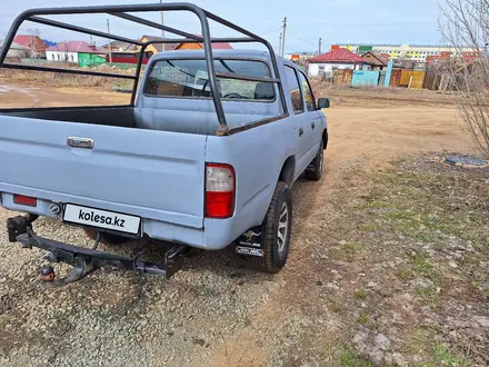 Toyota Hilux 2004 года за 3 000 000 тг. в Кокшетау – фото 5