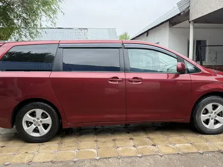 Toyota Sienna 2012 года за 11 500 000 тг. в Алматы – фото 4