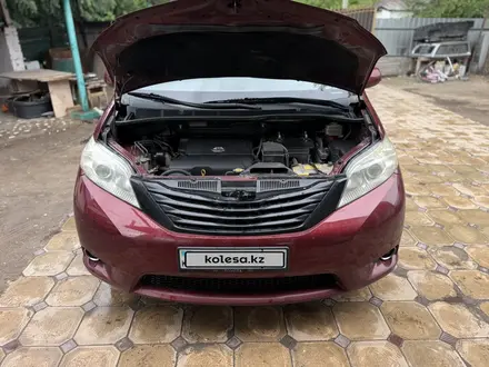 Toyota Sienna 2012 года за 11 500 000 тг. в Алматы – фото 5