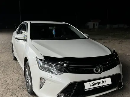 Toyota Camry 2017 года за 13 000 000 тг. в Тараз