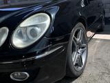 Mercedes-Benz E 500 2002 года за 5 600 000 тг. в Талдыкорган – фото 3