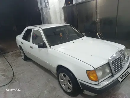 Mercedes-Benz E 230 1992 года за 1 200 000 тг. в Кызылорда – фото 3