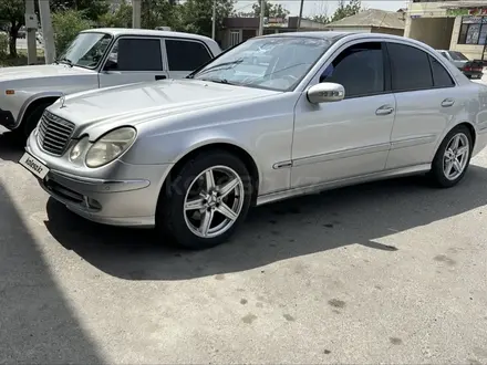 Mercedes-Benz E 320 2002 года за 6 000 000 тг. в Шымкент – фото 4