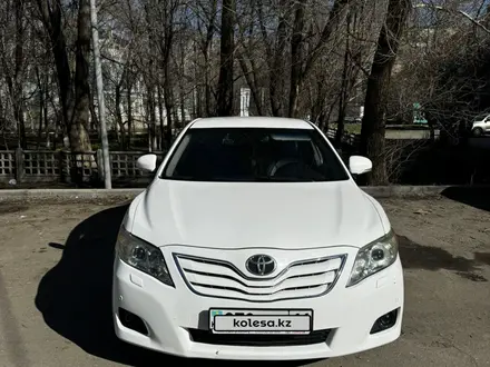 Toyota Camry 2010 года за 8 000 000 тг. в Усть-Каменогорск – фото 2