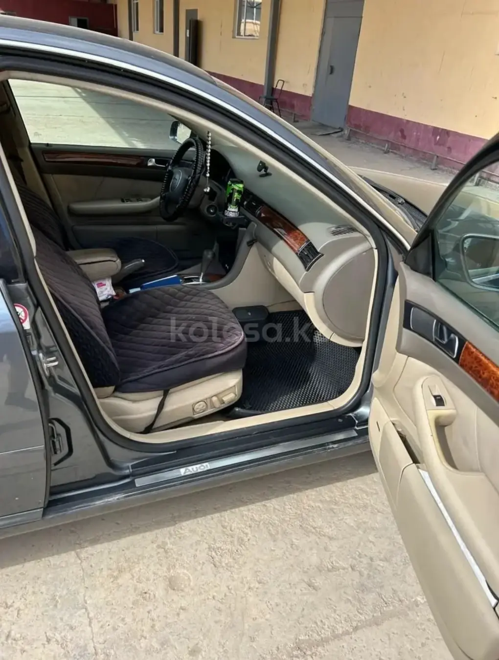 Audi A6, 2002