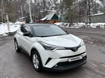 Toyota C-HR 2019 года за 9 800 000 тг. в Алматы – фото 3