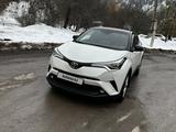 Toyota C-HR 2019 года за 10 500 000 тг. в Алматы