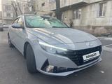 Hyundai Elantra 2023 годаfor11 700 000 тг. в Алматы – фото 4