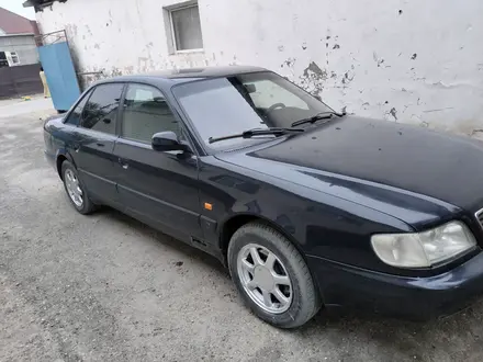 Audi A6 1995 года за 2 100 000 тг. в Айтеке би – фото 4