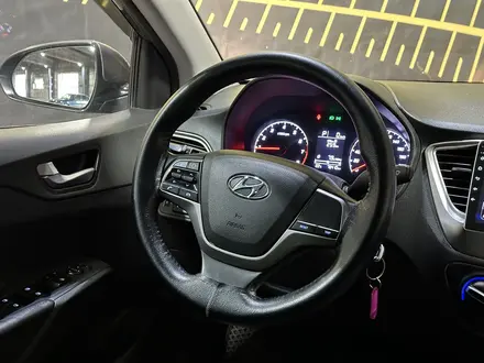 Hyundai Accent 2022 года за 8 250 000 тг. в Актобе – фото 6