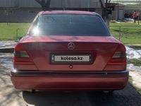 Mercedes-Benz C 180 1993 года за 1 500 000 тг. в Шымкент