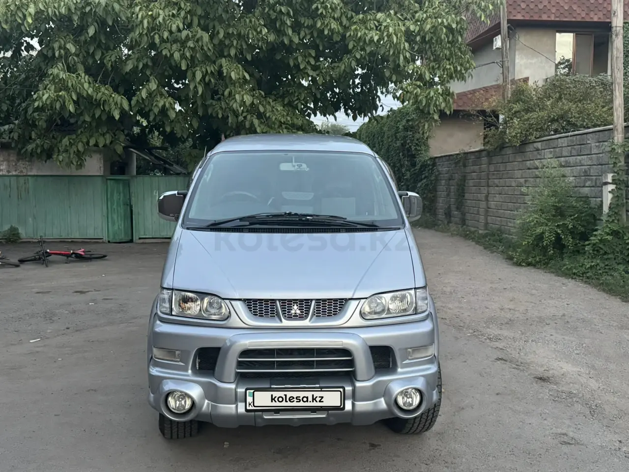 Mitsubishi Delica, 2007