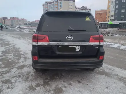 Toyota Land Cruiser 2021 года за 48 000 000 тг. в Актобе – фото 4