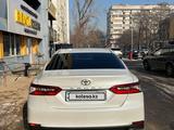 Toyota Camry 2023 года за 18 300 000 тг. в Алматы – фото 4