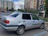 Volkswagen Vento 1992 годаfor1 000 000 тг. в Астана – фото 5