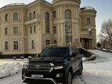 Toyota Land Cruiser 2016 года за 32 300 000 тг. в Астана