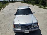 Mercedes-Benz E 220 1992 года за 2 400 000 тг. в Кызылорда – фото 3