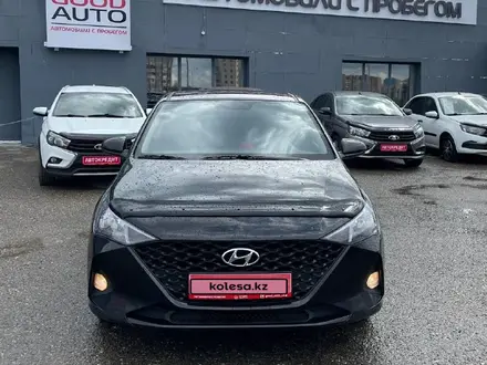 Hyundai Accent 2022 года за 7 950 000 тг. в Усть-Каменогорск – фото 2