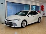 Toyota Camry 2018 года за 12 400 000 тг. в Астана