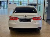 Toyota Camry 2018 года за 12 400 000 тг. в Астана – фото 5
