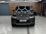 Land Rover Range Rover 2015 годаүшін35 000 000 тг. в Алматы – фото 2