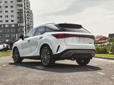 Lexus RX 350 2023 года за 39 000 000 тг. в Алматы – фото 4