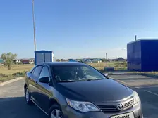 Toyota Camry, 2011