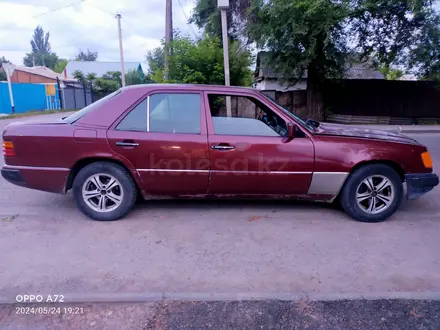 Mercedes-Benz E 230 1992 года за 1 000 000 тг. в Талдыкорган – фото 2