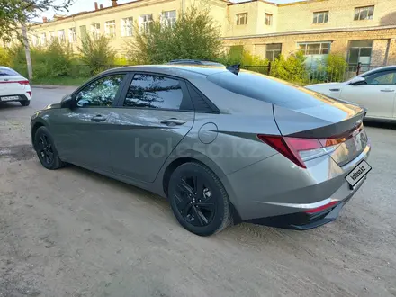 Hyundai Elantra 2021 года за 9 600 000 тг. в Экибастуз – фото 4