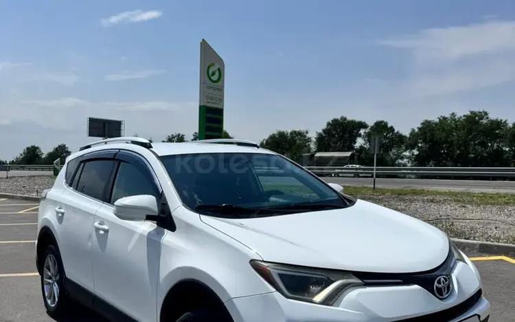 Toyota RAV4 2016 годаfor12 600 000 тг. в Алматы