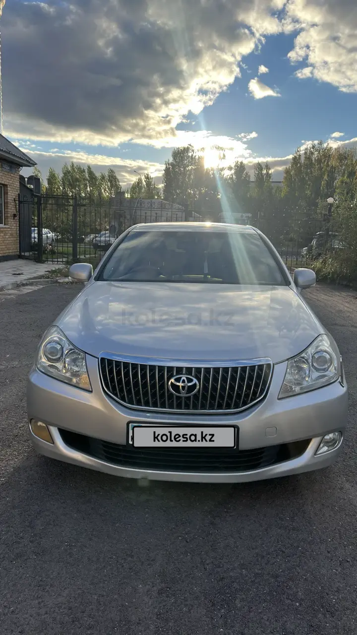 Toyota Crown Majesta, 2009