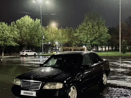 Mercedes-Benz C 220 1994 года за 2 000 000 тг. в Тараз – фото 2